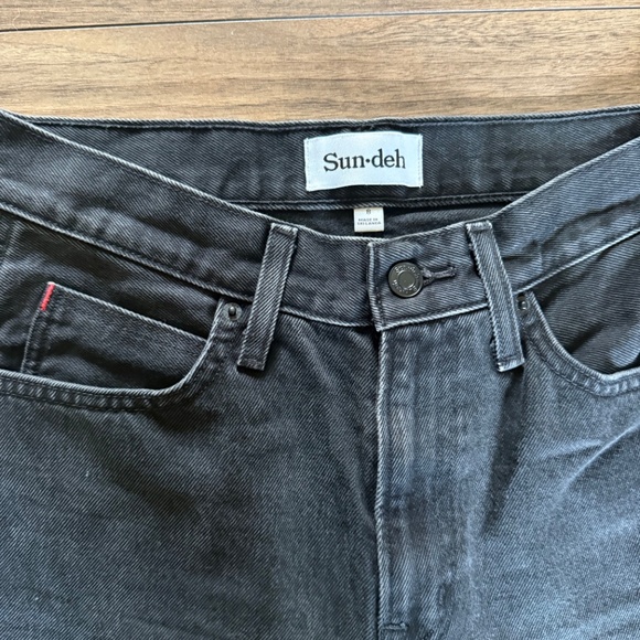 Aritzia Sun-deh Black Straight-Leg Jeans | Size 8 - Picture 3 of 6